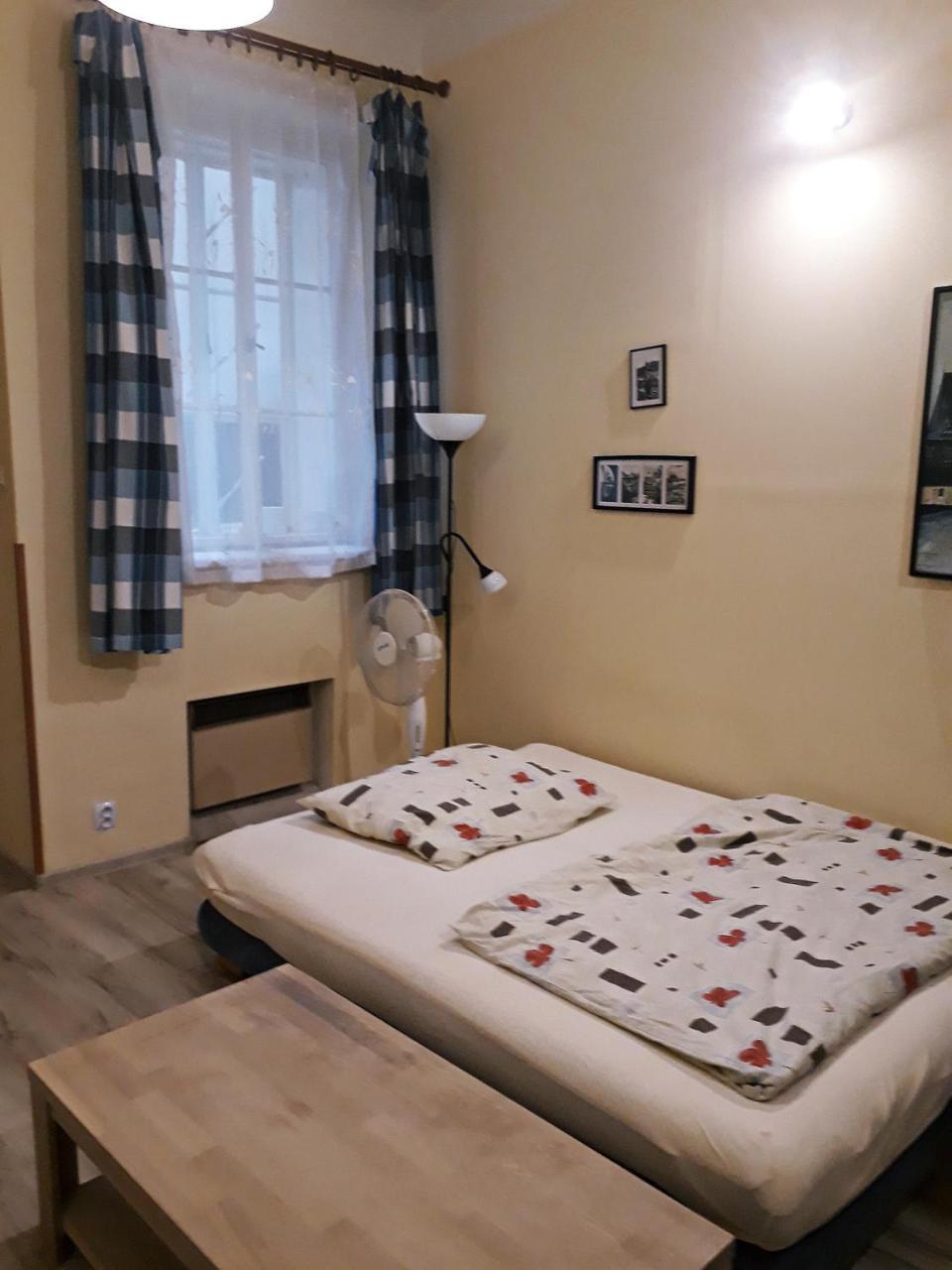 Old Town Charming Apartments Прага Екстер'єр фото
